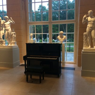 STEINWAY & SONS
